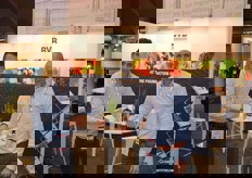 Bart Verheijen and Jan Simons on the photo for BVB Substrates.