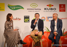 CASI's Antonio Domene joined Freshstrategy's David Del Pino on the stage. David said that the difficult times the Spanish tomato sector is going through are increasing the willingness to work together. Antonio agreed, while reiterating his concerns about the increasing non-European competition (read: North African tomato cultivation).