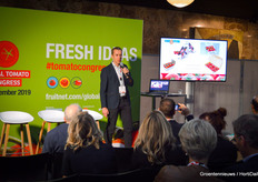 Stephan Schneider from Cre8tives talked about different ways to increase market size and add value.