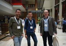 Thijs van Doorn and Jan van Anken (Flevo Berry) in conversation with Scott Phillips (DPS/Berry Farming)