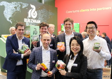 Johan Vis, Jelle Koop, Damion Schwarzkachel, Koen Vanhooydonck, Xinyan Ma, Shuang Fan of Rijk Zwaan.