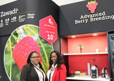 Nichole Pantophlet and Mercy Gelens of Advanced Berry Breeding.