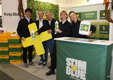 Valentin Pitiot, Tomasz Fraszczyk, Juan Carlos Barreto Yepes, Anouk Bosman and Renske Wytzes of Kelp Blue provides seaweed-based biostimulants.