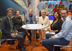 Highly visited in the Holland Pavilion: Anneke van de Kamp and Gert Stiekema of Top Sector T&U, Nina Berendsen Minister Luis Planas, ambassador Jan Versteeg and Janine Luten of GroentenFruit Huis