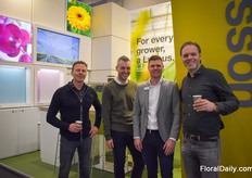 Mark van Dijk en Leon Strik van Svensson krijgen bezoek van Jack van der Voort en John van Haasenbroek van SchermNed.