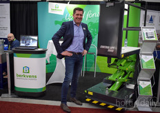 Leon Verkoelen with Berkvens. Showing the Control Lift 3000.