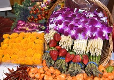 Display of specialty items in the Coosemans Worldwide booth.
