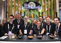 Team Red Sun Farms. On display are green, orange, brown, and red Gourmet Tomatoes from the Chef’s Collection. Attendees were most curious to try the green variety.