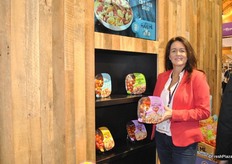 Nancy Pickersgill from Sunset Produce promotes the pasta kits with 4 different varieties