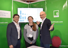 Michele Dall'olio, Kirstie Hunter and Mihai Ciobanu happy t0 receive visitors at the Fresh4cast stand.