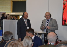 Richard Harnden from Berry Gardens spoke about some of the robotic programs already in place at the company, he was introduced by John Giles from Promar.