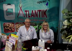 Jon Corona and Danita Clark from Agspec Australia