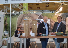 Markus Saphörster and Günter Hugenberg from Bejo highlighted the new asparagus variety Syrius for late cultivation in Northern Europe.