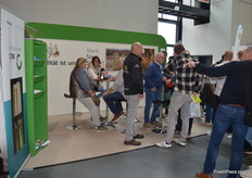 Active exchange at the booth of Landi and Sterk Asparagus from Switzerland.