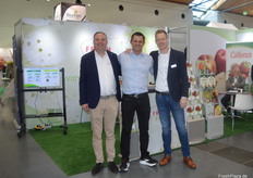 Fresh Forward is an internationally active breeding company and the driving force behind the successful variety innovations Cadenza and Ravellia. In the picture: Stephan Geerlings, producer and long-standing partner Jörg Huber and Ruud Venner.