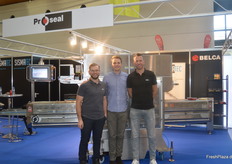 Jasper Slaghekke (r) from Sismatec with two German colleagues. The supplier of innovative TopSeal tray sealing systems has been a permanent exhibitor in Karlsruhe for many years.