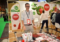Arnaud Gaudin on the Fruits Rouges & Co stand, showcasing its full range of red fruit and processed products.