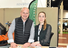 Marc and Romane Simon from the company Vert Protect who came to present their solution to fight against frost: the mobile biomass boiler Dragon Brouillard.