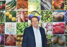 François Lafitte present at SIVAL to announce the creation of the AOPn Kiwi de France.