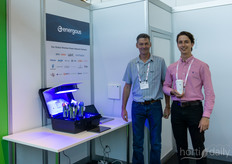 Wireless energy, is it the future? According to Stefan Berthmann of Energeous and Casper van der Schaft of InnoTractor, there are opportunities. Sensors charged by the sun that also transmit information, for example.