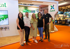 Meanwhile, of course, the rest of Paskal's team was present at the booth.