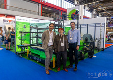 Precimet developed various automation products for horticulture. In the photo Adam Nenczak, Barbara Golowinska