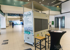 The Drygair dehumidifier was also featured at the fair. Earlier, a group of international growers visited three Dutch greenhouses using the Drygair technique.