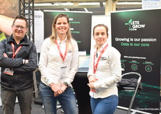 René Beerkens of Hoogendoorn visiting Kim Helderman and Heleen Lugt of LetsGrow.com.