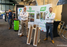 Harold Knapen and Andrew Hudson of Cocogreen, providing substrates to reduce water and fertilizer usage.