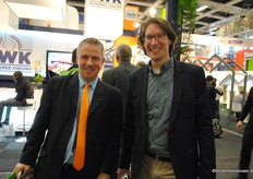 Hortidaily editor Boy de Nijs with an old family friend: Gerd Uitdewilligen (PakSense)