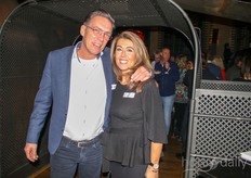 Rob de Leeuw en Ellen Schreur, Perfon BV