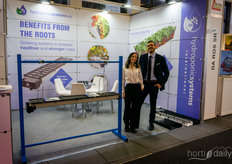 Veronica Gil and Antonio Garcia from HydroponicSystems.