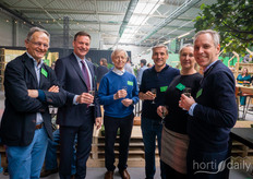 Raf De Vis, PSKW Research Station, Marc Merten, Senior Vice President, Jozef Coormans from KU Leuven, and Koen Neyens from VGT, alongside Juliette Pijnakker and Yves Arijs, Biobest.