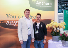 Sander Smeding and Dong Ping An of Anthura were in a great mood. They talked about the cultivation of plants in vertical farms and why this is so efficient.