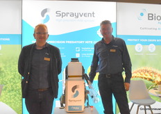 Meindert van de Wielen and Hans van de Pas (Bioline Agroscience) with their Sprayvent