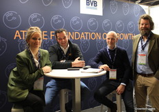 Daisy Stoop, Erwin Dekker, Jan Simons and Eric Boot (Kekkila-BVB)