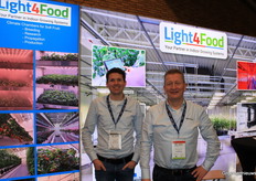 Niels Jacobs and Rene van Haeff (Light4Food). 