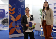 Annelies Mosch and Pauline Bugter (Eurofins Horti). Among other things, Eurofins brought along an updated Sampling Plan for peat-free substrates.