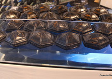 This system prevents evaporation in Evapo Control's mode.