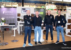 Wim Veninga (Lensli), Eric Stolze (MeeGaa Substrates), Fred Strijk (Lensli Substrates) and Raymond van der Knaap (MeeGaa Substrates)