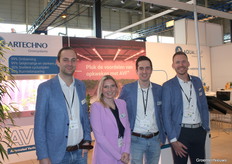 Bart Visser, Julia Erftemeijer, Sven Duijvestijn and Bob Brunt (Artechno Growsystems)