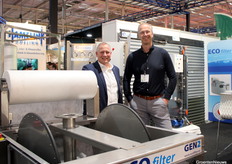 Danny van den Bosch (Stolze) stopped by to see Cees de Haan (Hortispeed). Both men can regularly be found in Canadian greenhouse farming.