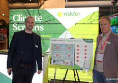 Niels Hiemstra and Arjan van der Klaauw discussed Ridder Productive, for fine-grained labour registration, with exhibition visitors.
