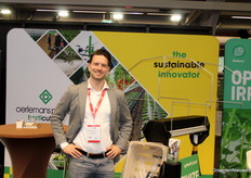 Piet van den Oord (Oerlemans Plastics Horticulture), shown with their biofoil for on the racks