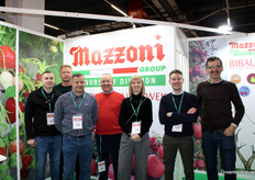 "Oh, you're a colleague from Freshplaza Italia? We know them." Team photo from TSW for Mazzoni Group.