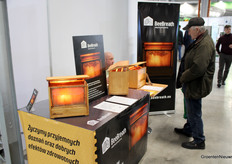 There was also space at the fair for all kinds of smaller stands, such as here from BeeBreath. The beehive is used to improve the air in rooms.