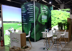 Agronom Plants. The beautiful light screens made you feel for a moment as if you were standing among strawberry plants at this Polish propagator.