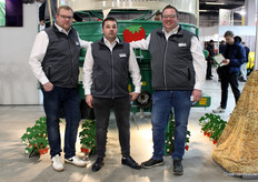 Leon Wessel, Krzysztof Kedziora and Raphael Schulze Heuling (Heuling Farming Solutions) were at TSW for the first time and attracted a lot of attention with their Rankenschneider and Rundballenstrohstreurer 981, among others.