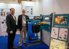 Alexander van der Dussen and Theo Coolen of Inadco with the solutions to measure density and moisture content, but also compression of substrate, among others, mostly used by major suppliers