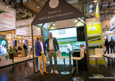 Jeroen Smiemans and Olaf Mos, who has been with Smiemans since last year. Rumour has it they are building greenhouses high enough for him - but more on that later.